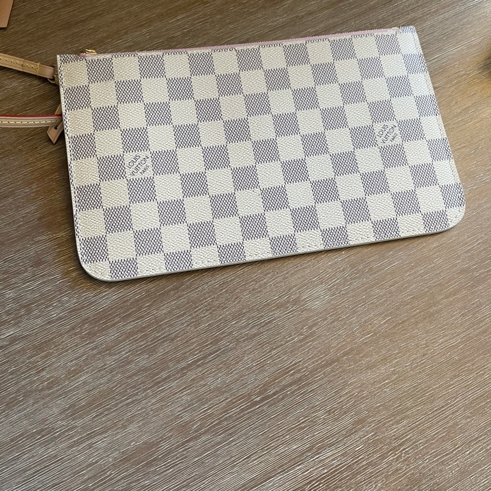Brand new authentic Louis Vuitton wristlet